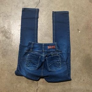 100% Authentic Colombia Y Su Moda